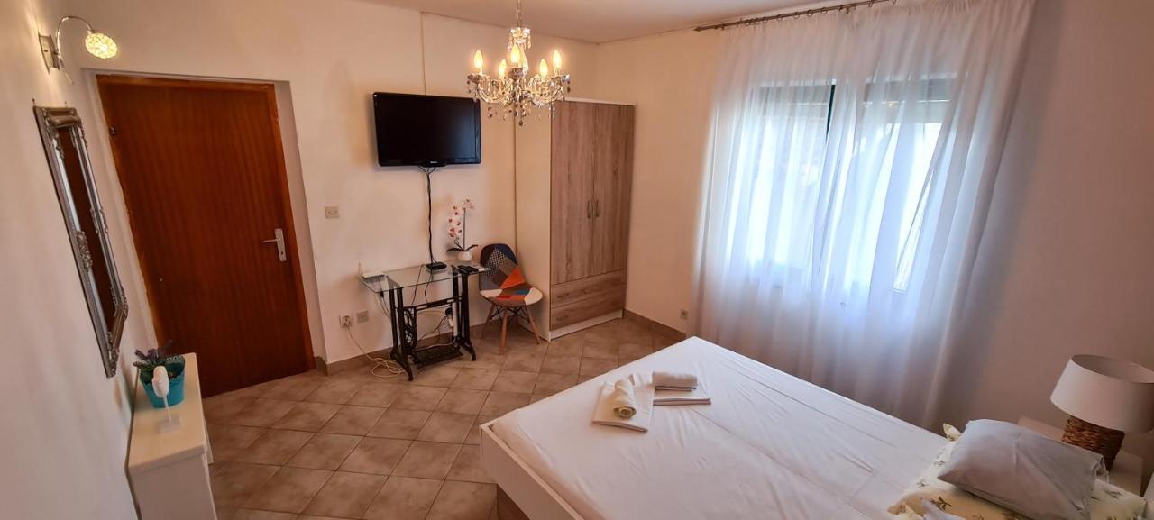 Apartments Tanja Živogošće Eksteriør billede