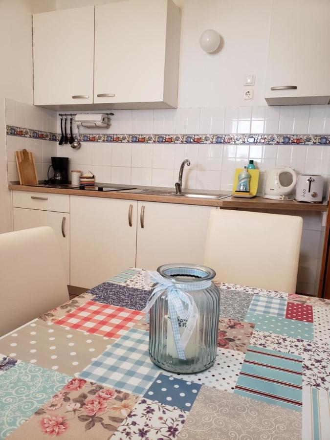 Apartments Tanja Živogošće Eksteriør billede