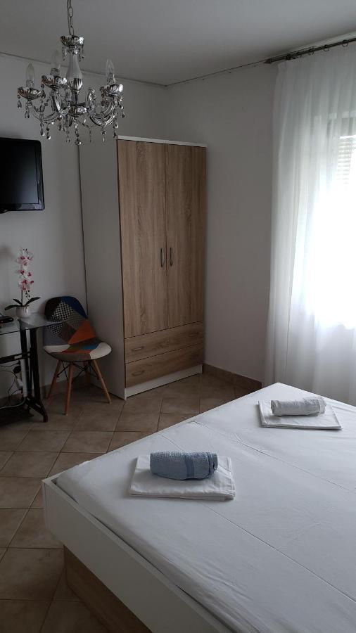 Apartments Tanja Živogošće Eksteriør billede