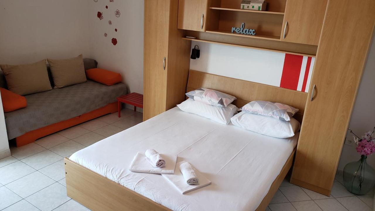 Apartments Tanja Živogošće Eksteriør billede