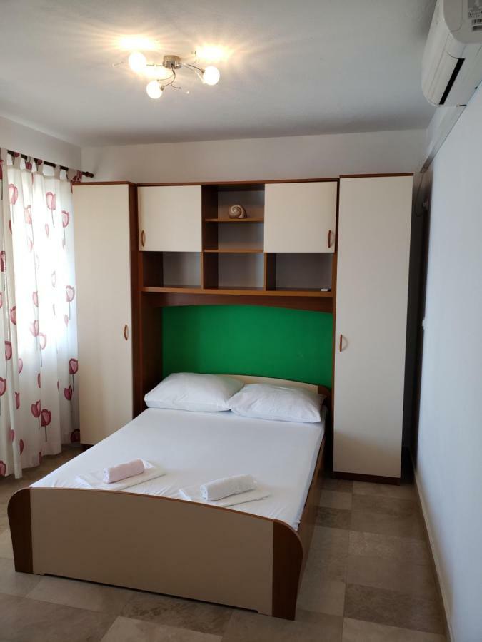 Apartments Tanja Živogošće Eksteriør billede
